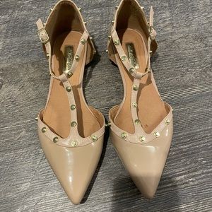 Halogen studded flats